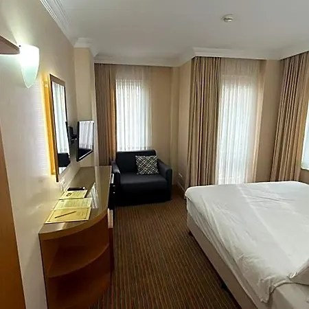 Hotel Sude