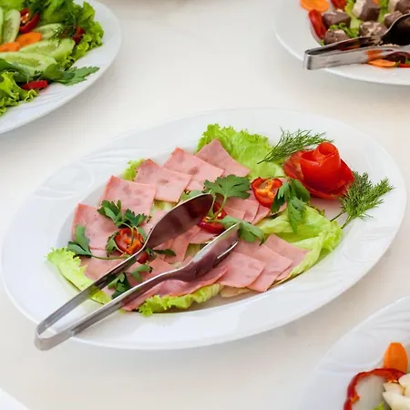 سود كوناك فندق